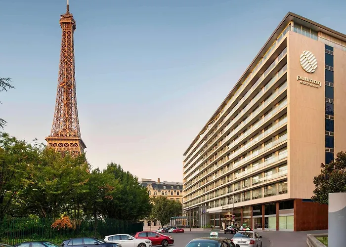 Pullman Paris Tour Eiffel Hotel - um Hotel de 4 estrelas