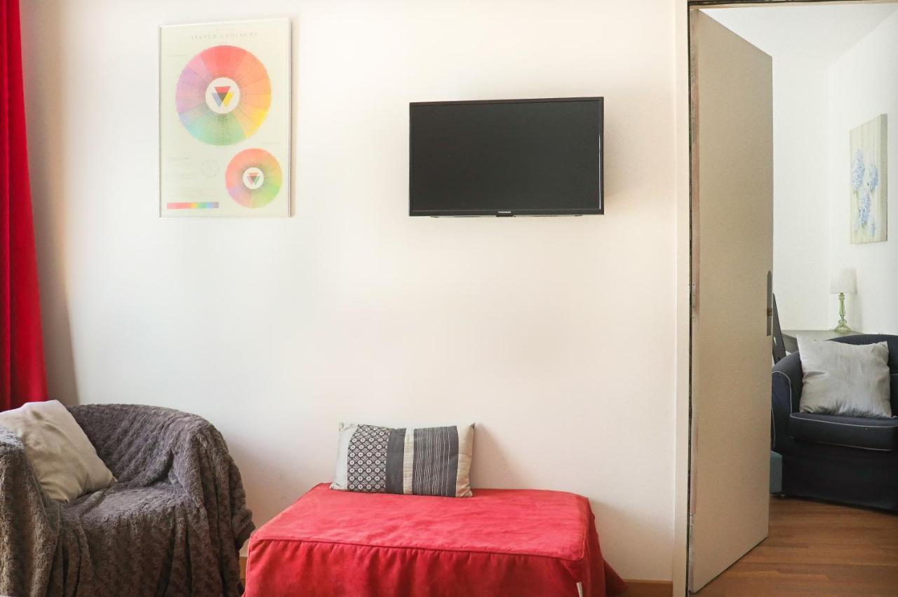 Two Connecting Double Rooms,908829511:JPEG