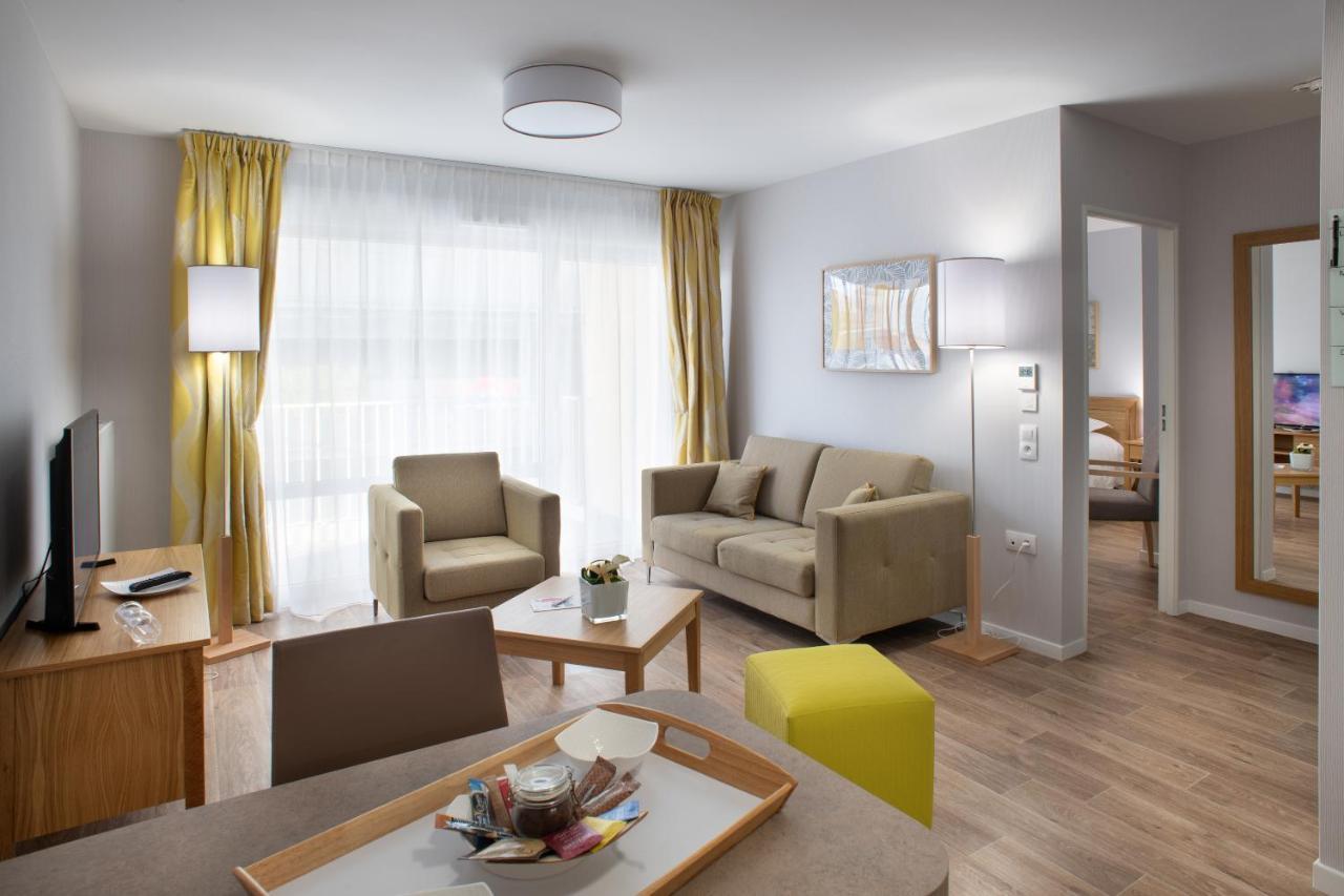 One-Bedroom Apartment,1583729256:JPEG