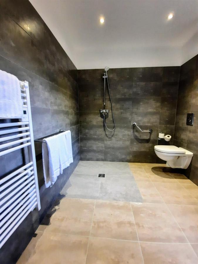 Triple Room Disability Access,1569351302:JPEG
