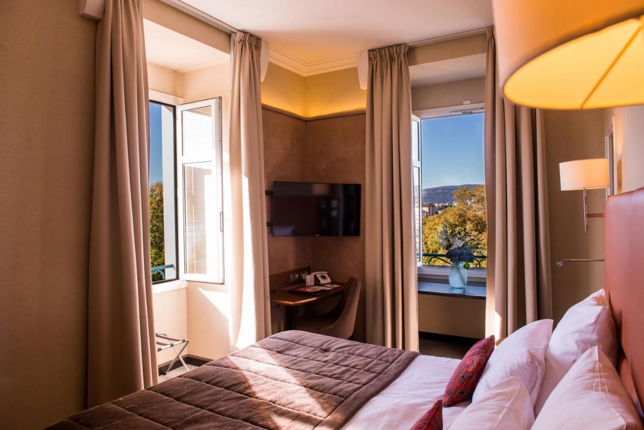 Privilege Queen Room - Spa Access Included - Reservation Needed,1017177442:JPEG