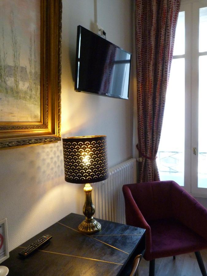 Superior Double Room Street View