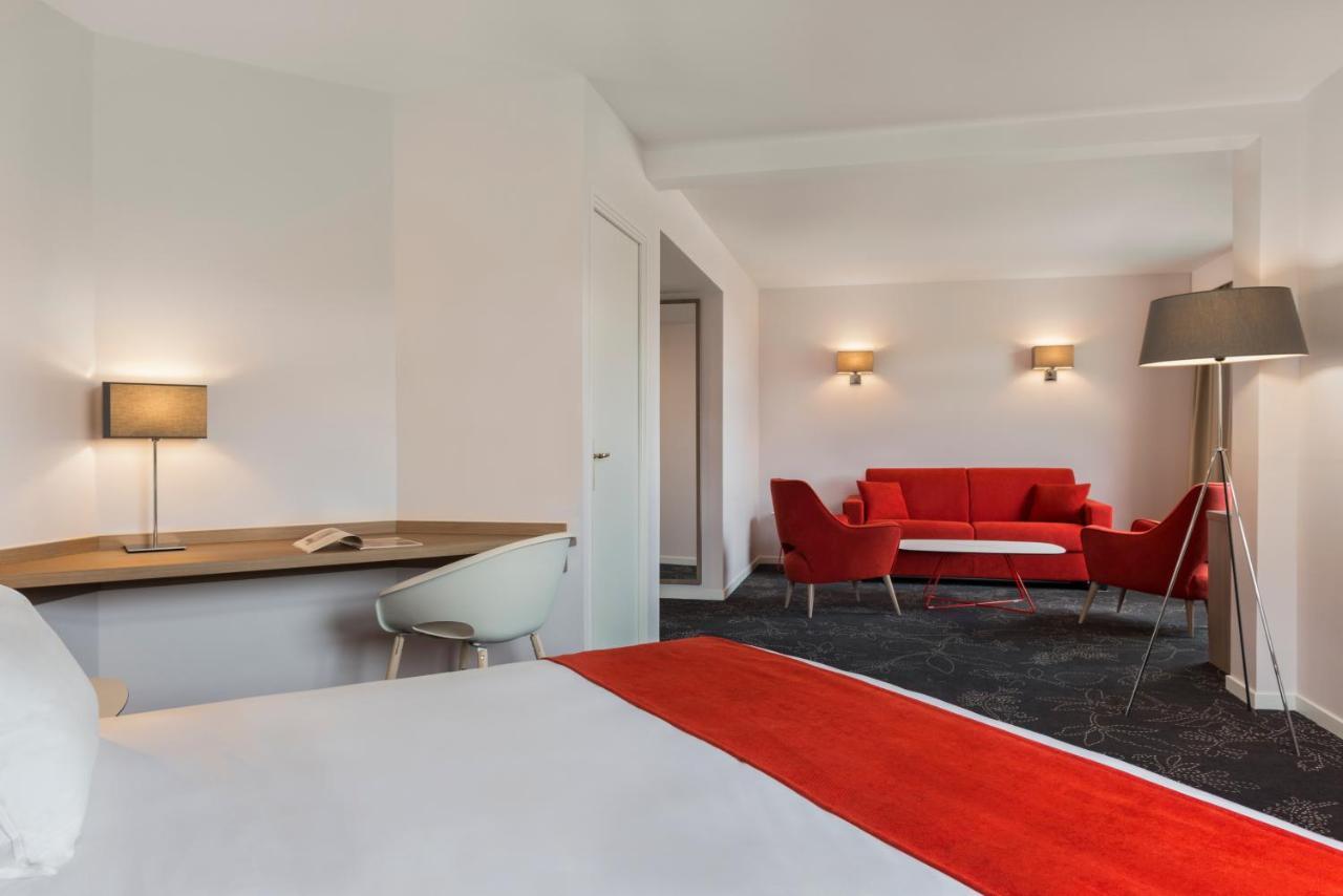 King Suite with Sofa Bed,1351661833:JPEG