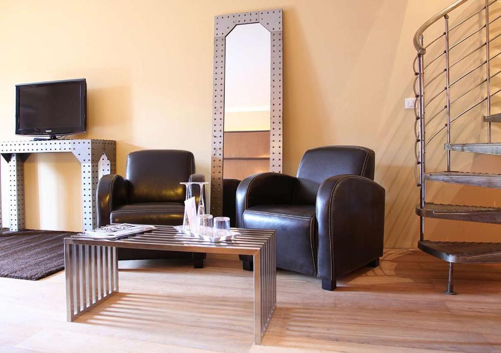 Duplex Suite