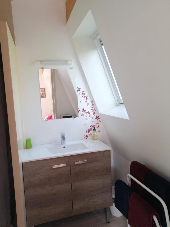 Doppel-/Zweibettzimmer mit Gartenblick