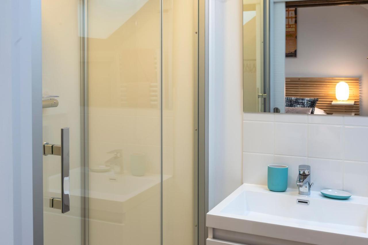 Double Room Private Bathroom