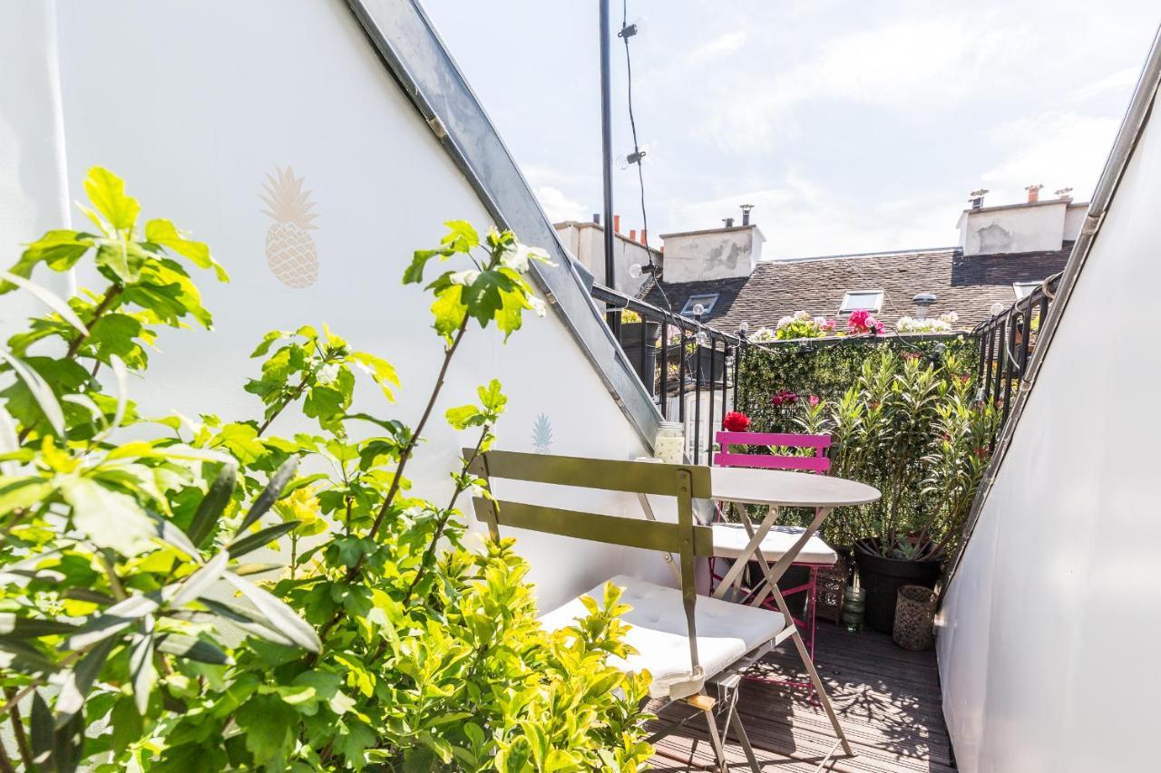 Studio Balcony