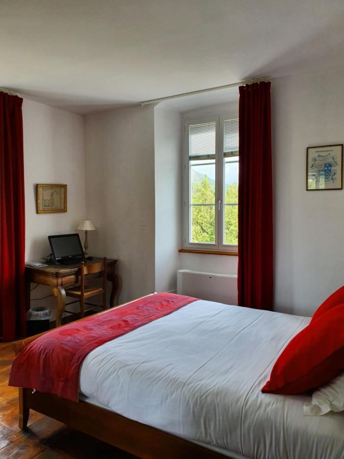 Double Room Mountain View