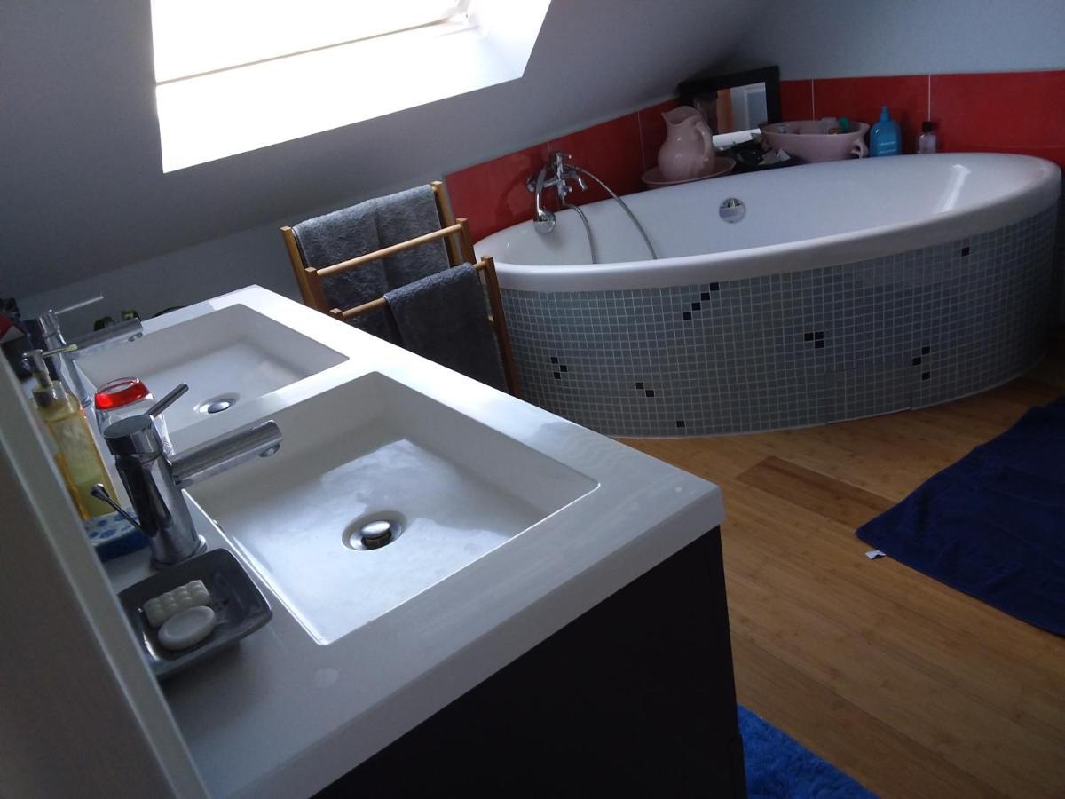 Double Room,1079435290:JPEG
