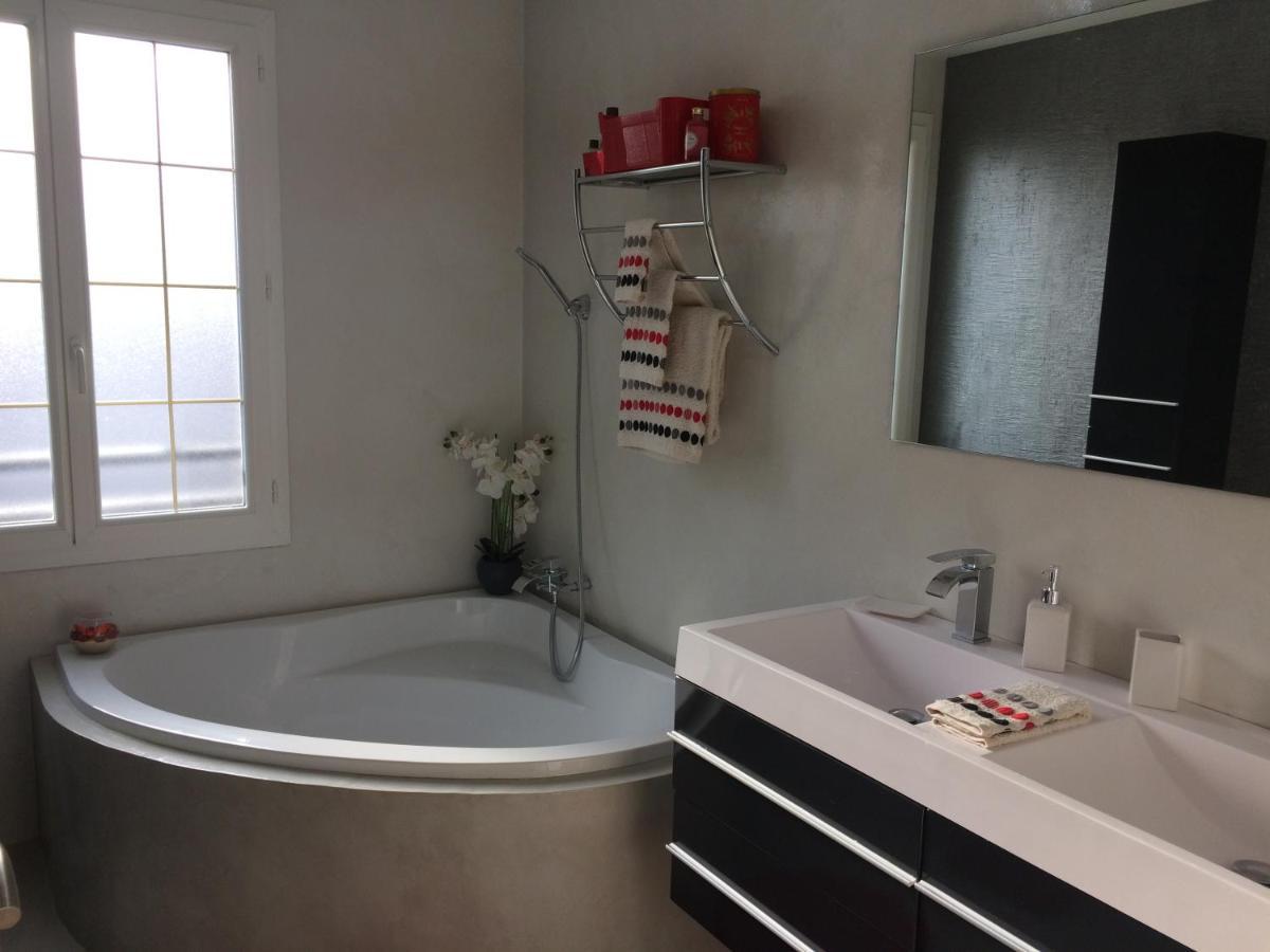 Chambre Familiale avec Salle de Bains Privative