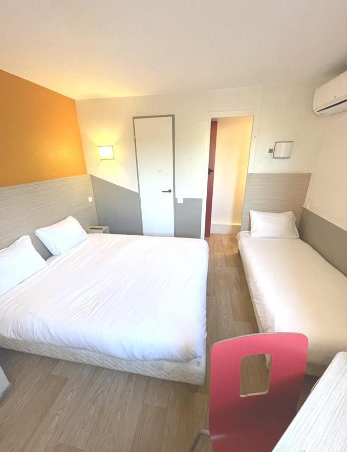 Triple Room 1 Double Bed 1 Single Bed