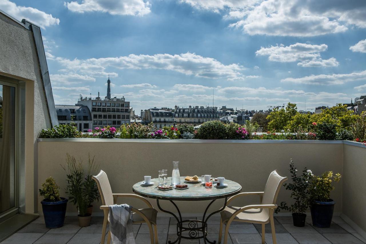 Junior Suite met Terras en Uitzicht op de Eiffeltoren
