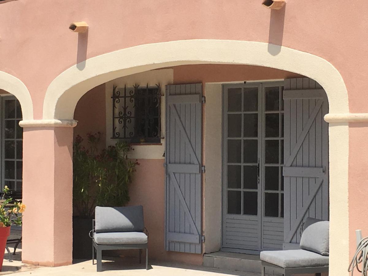 Chambre Double - Vue sur Piscine