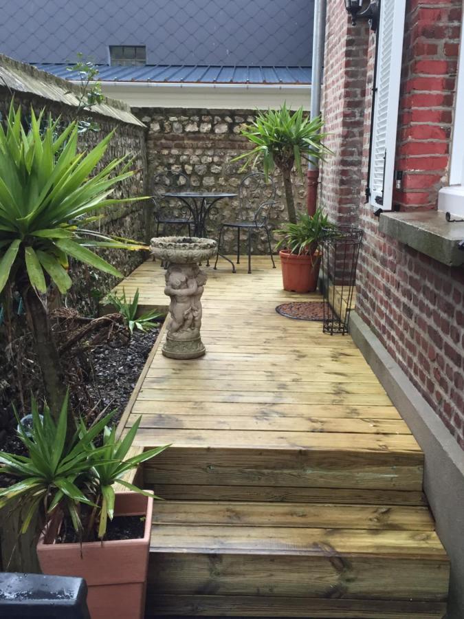Studio Terrace