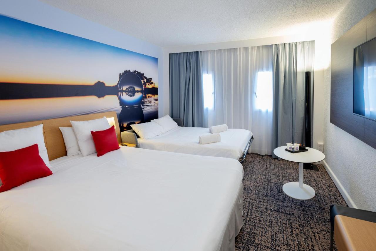 Superior Kamer met 1 Tweepersoonsbed en 1 Slaapbank voor 2 Personen