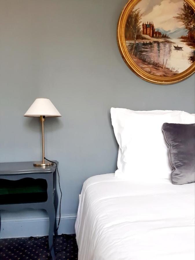 Queen Room Garden View