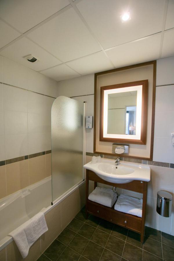 Superior Quadruple Room,548810280:JPEG