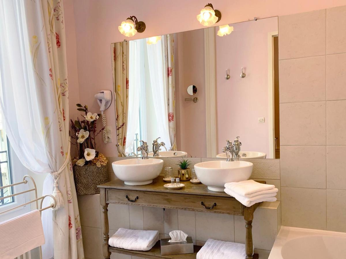 Chambre Lit Queen-Size Deluxe