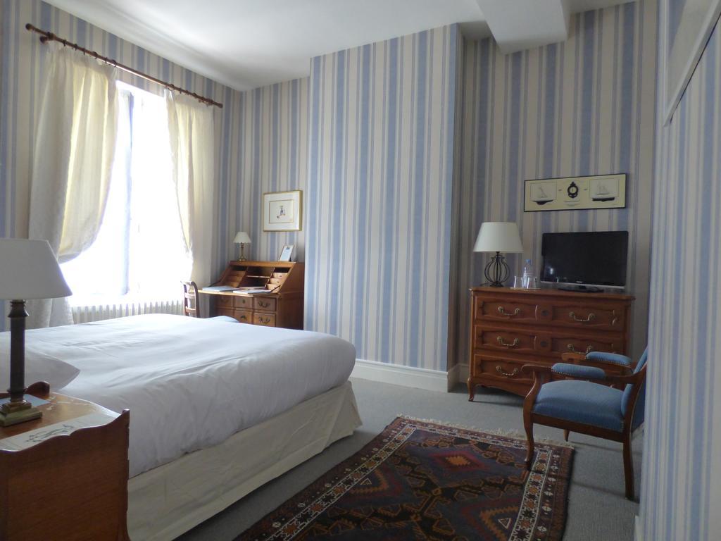 Chambre Double - Vue sur Village