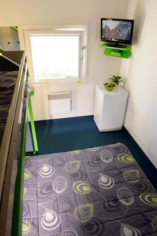 Triple Room with Shared Bathroom