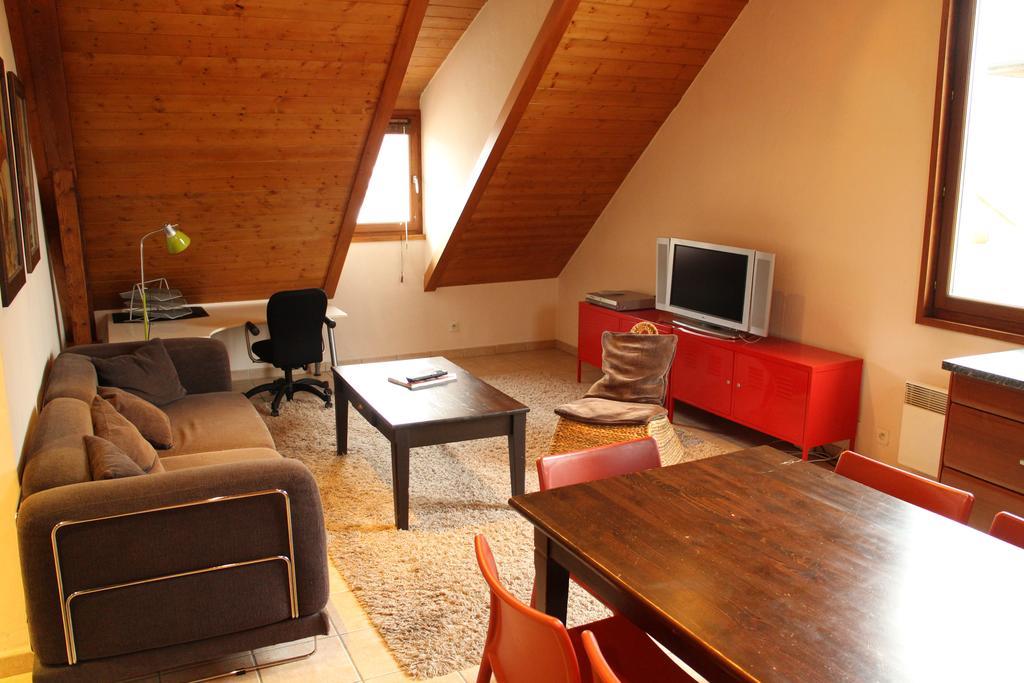 Three-Bedroom Apartment Mezzanine,109906896:JPEG