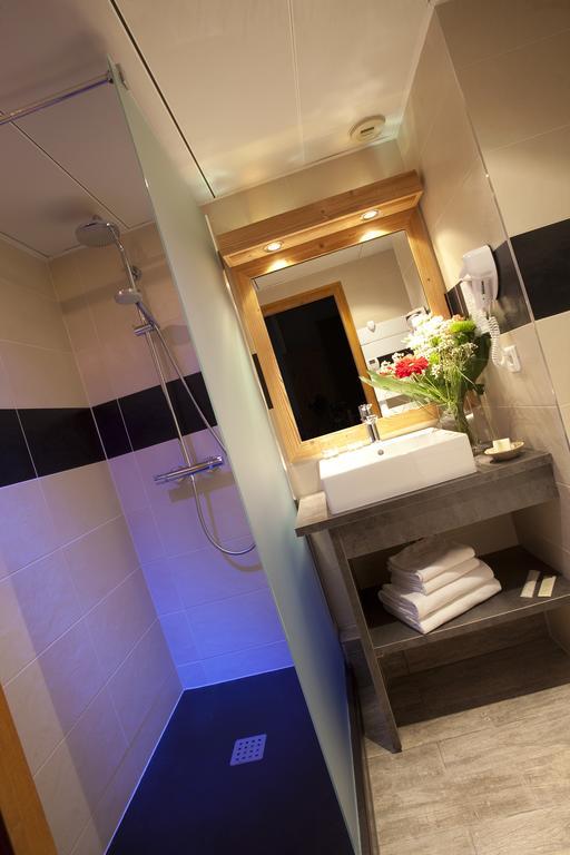 Club Double Room - Balcony with Lake view,1284831268:JPEG