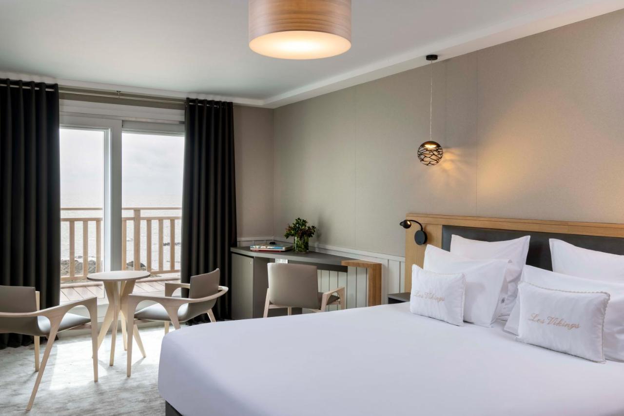 Superior Double Room Balcony Sea View