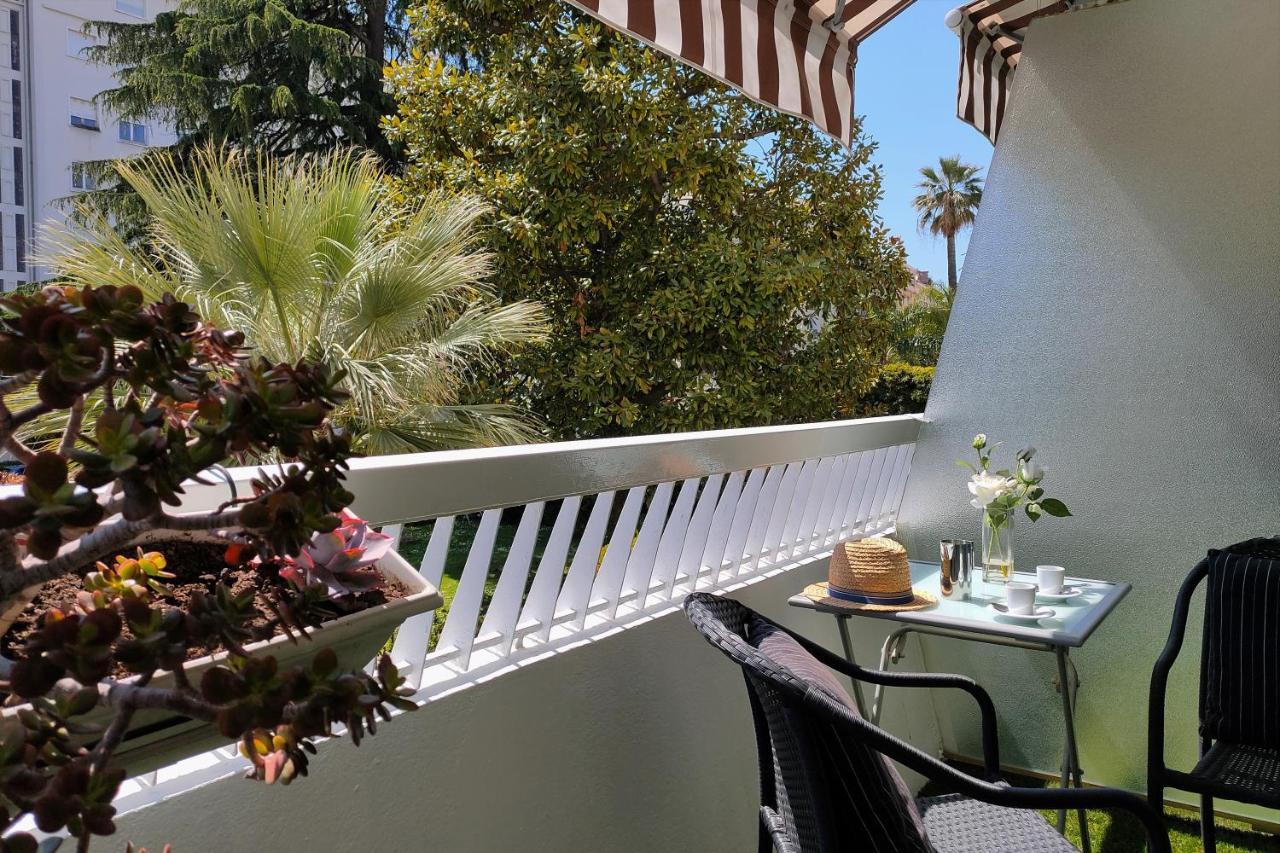 Classic Double Room Balcony Garden view