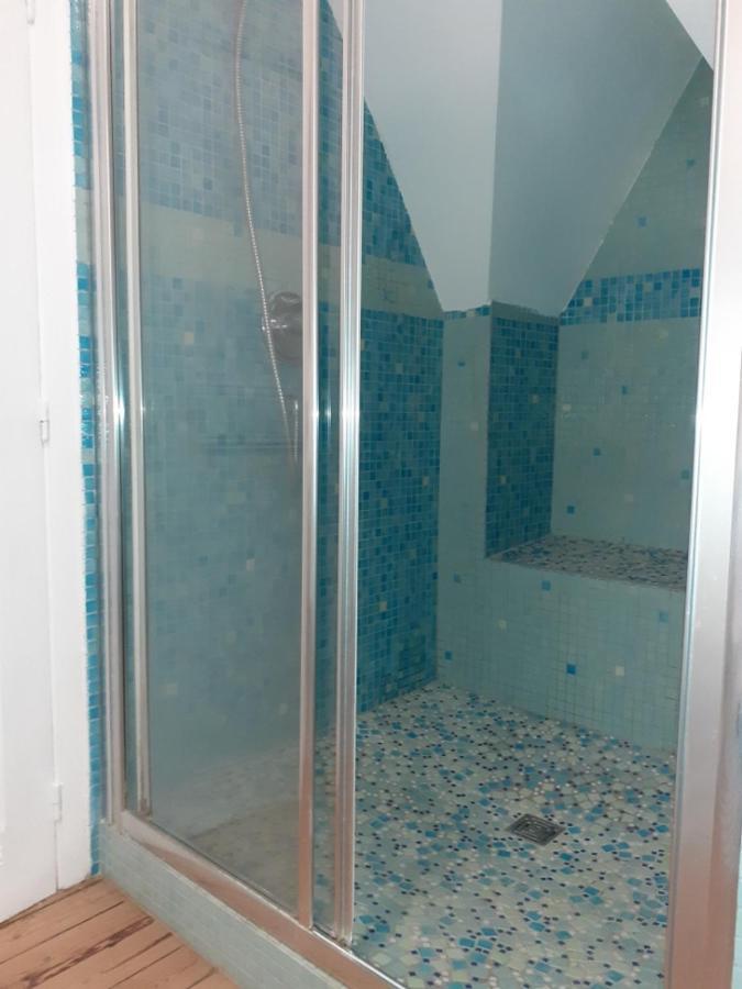 Large Double Room,1387757543:JPEG