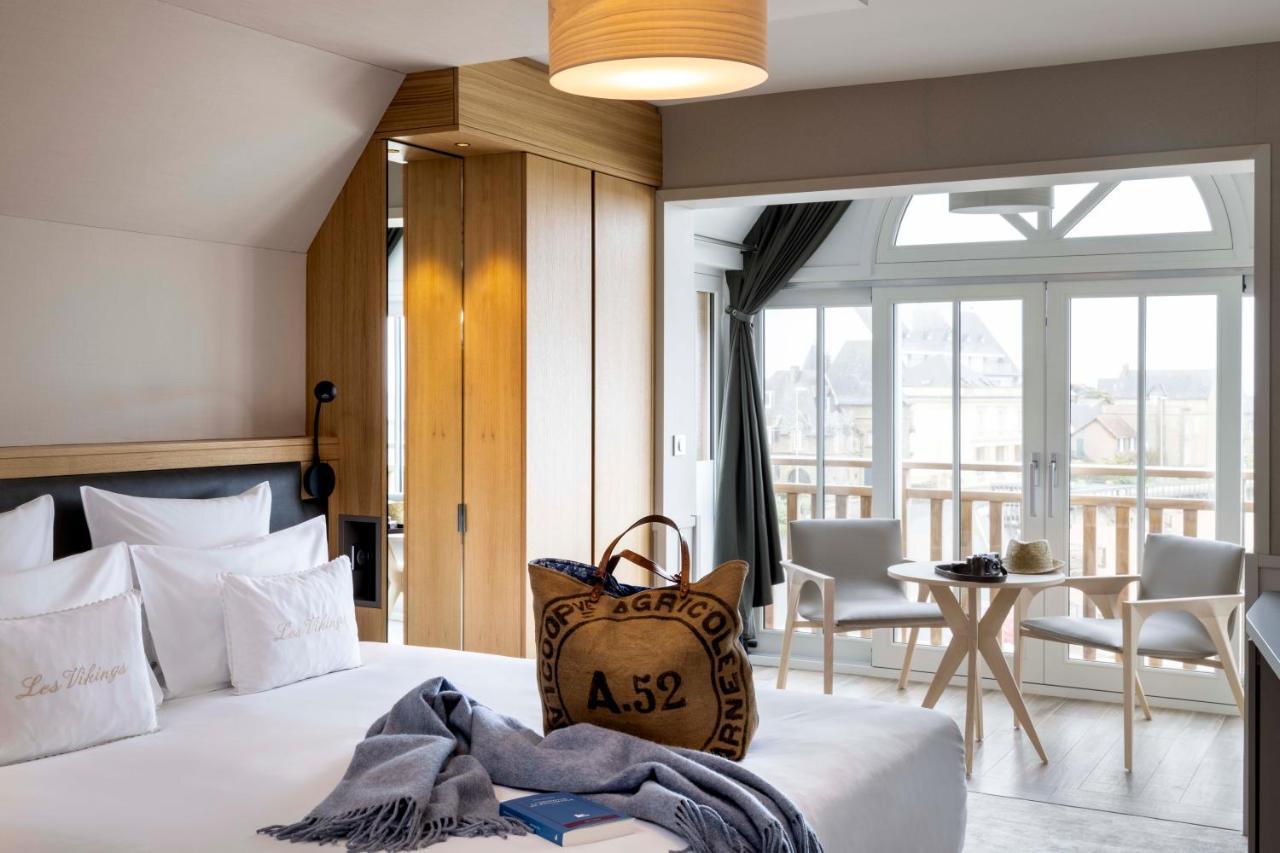 Prestige Room Bow Window