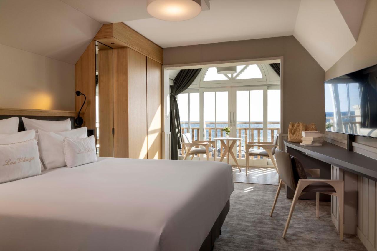 Prestige Room Bow Window