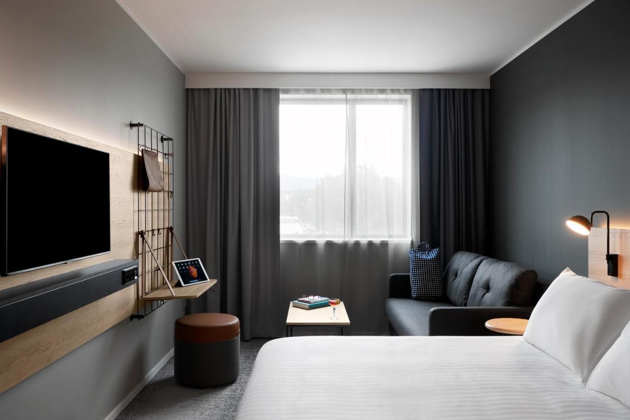 Moxy Extra Sleeper Garden Queen Room with Sofa Bed