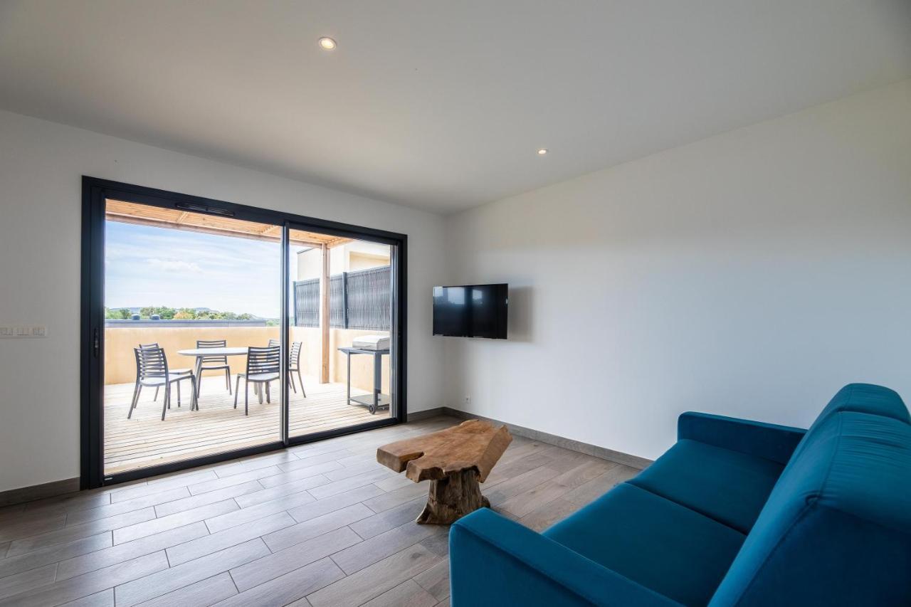 Two-Bedroom Apartment with Air Conditioning and Terrace (6 People),1731578107:JPEG