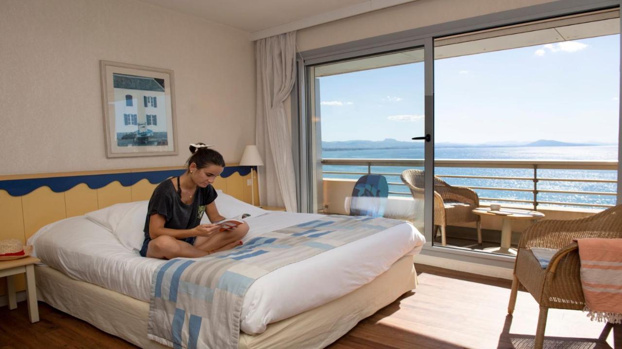 Essential Studio 2 or Panoramic ocean view