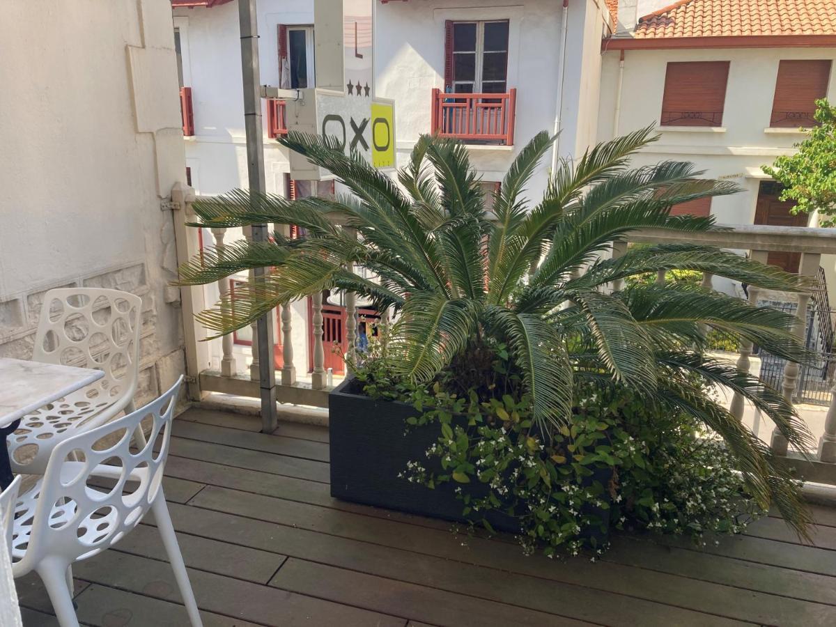 Driepersoonskamer met Terras
