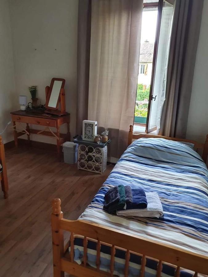 Chambre Double avec Salle de Bains Commune