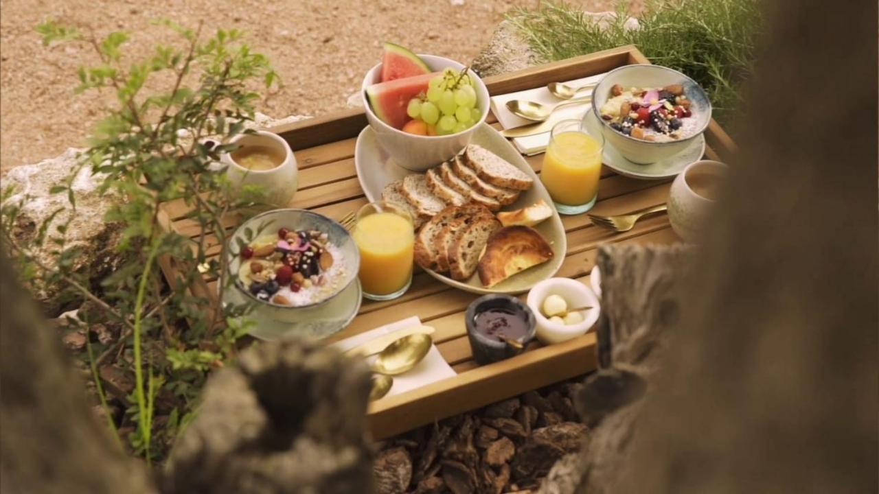 Suite with Private Garden and Hot Tub,1322012431:JPEG