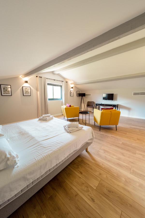 Large Double Room