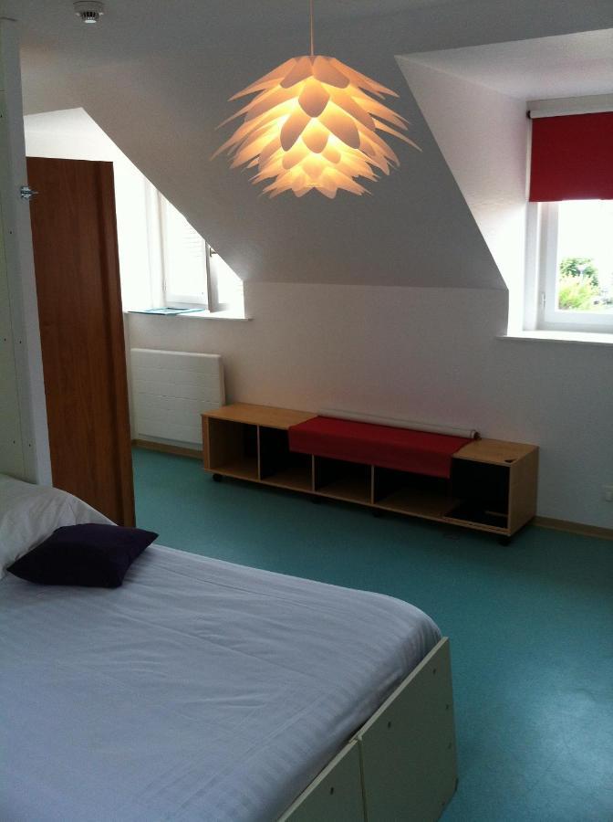 Vierbettzimmer mit Balkon (4 Erwachsene + 2 Kinder)