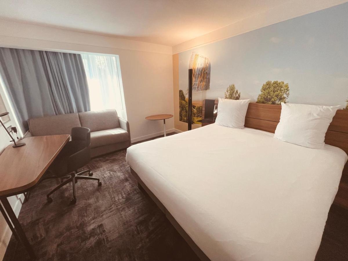 Superior Room with One Double Bed and Sofa,1176104260:JPEG