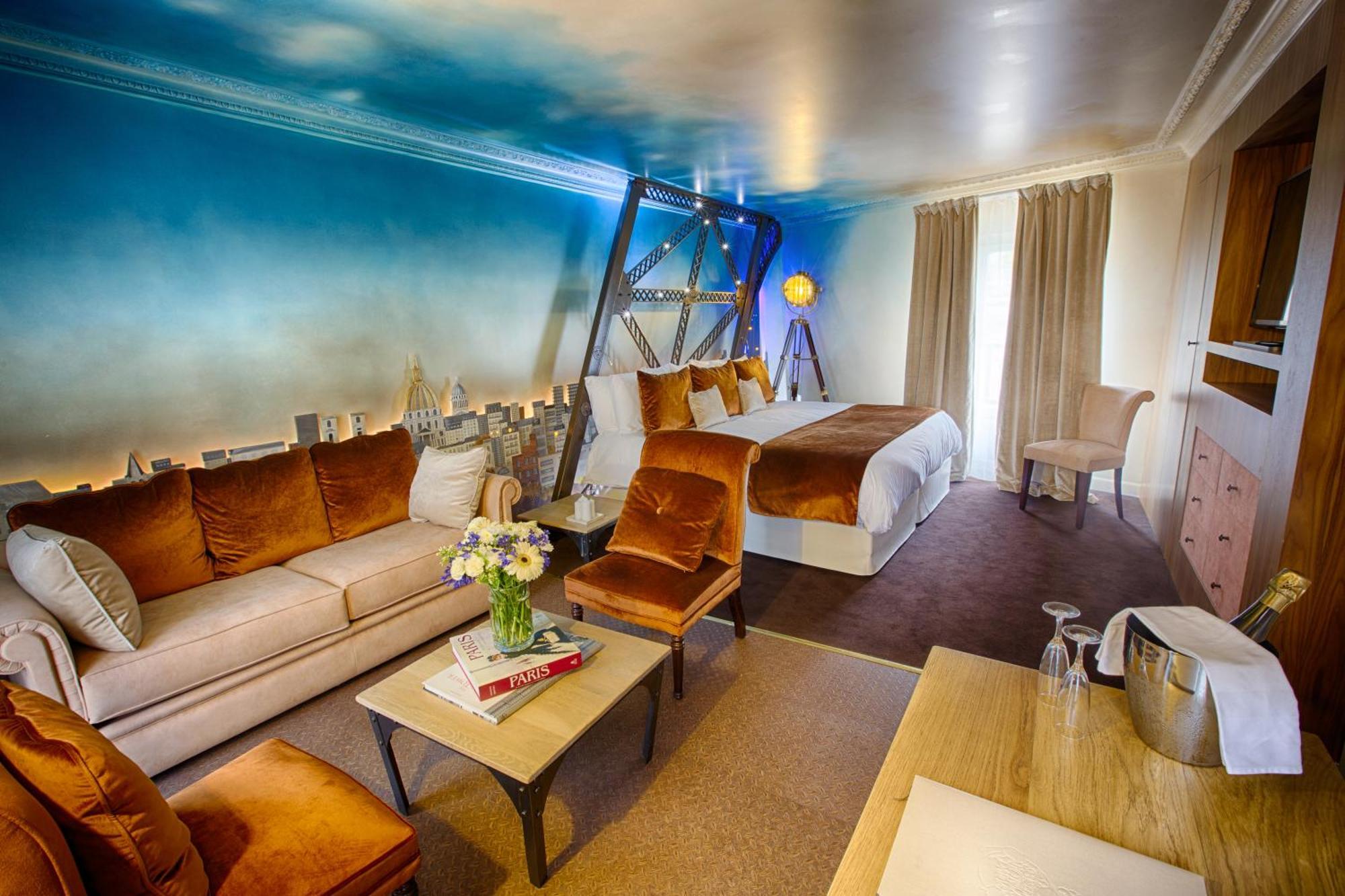 Eiffel Suite,565418661:JPEG