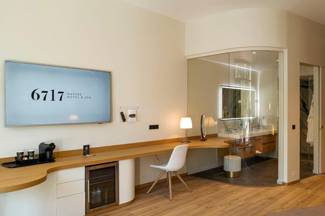 Suite Terrace Spa Access