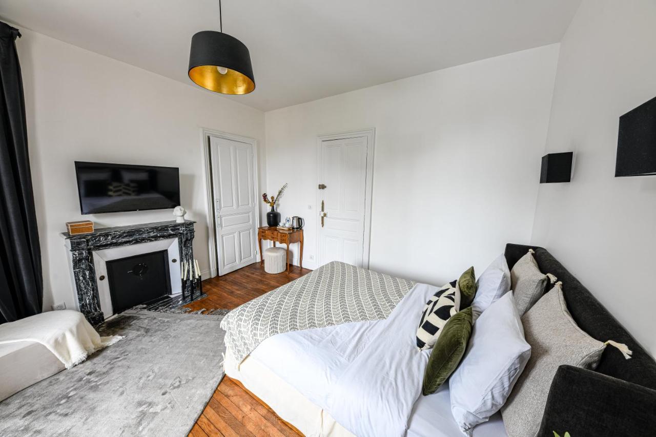Deluxe Double Room Bath
