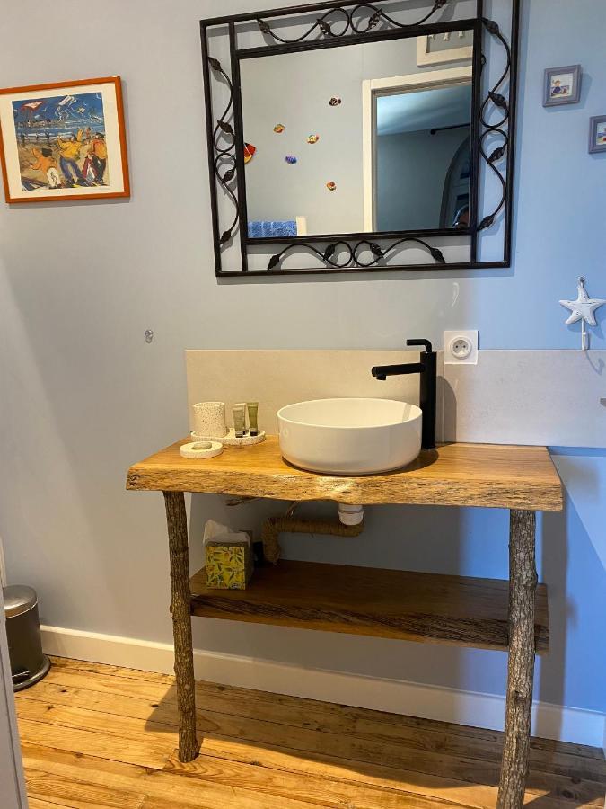 Deluxe Double Room with Shower