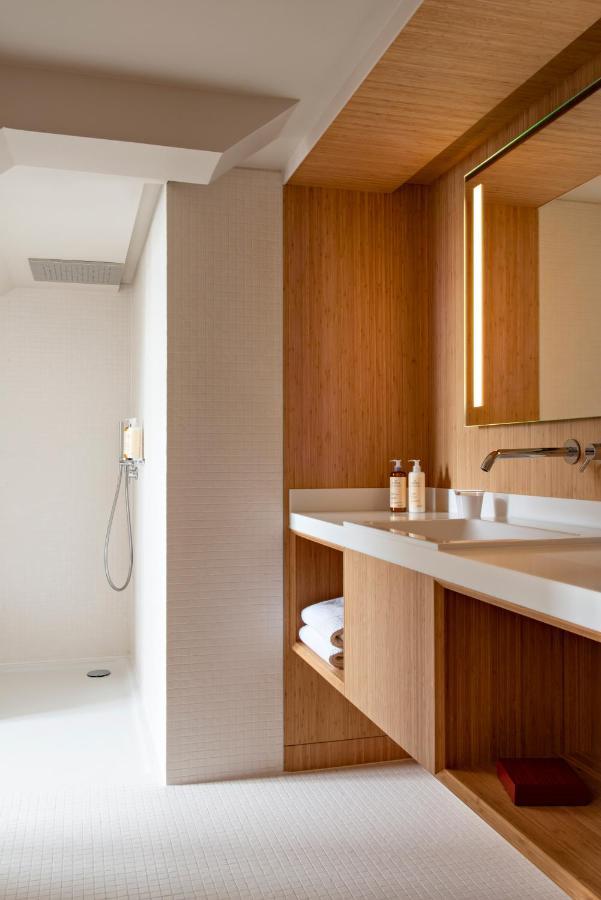 Deluxe Double Room,1273777501:JPEG