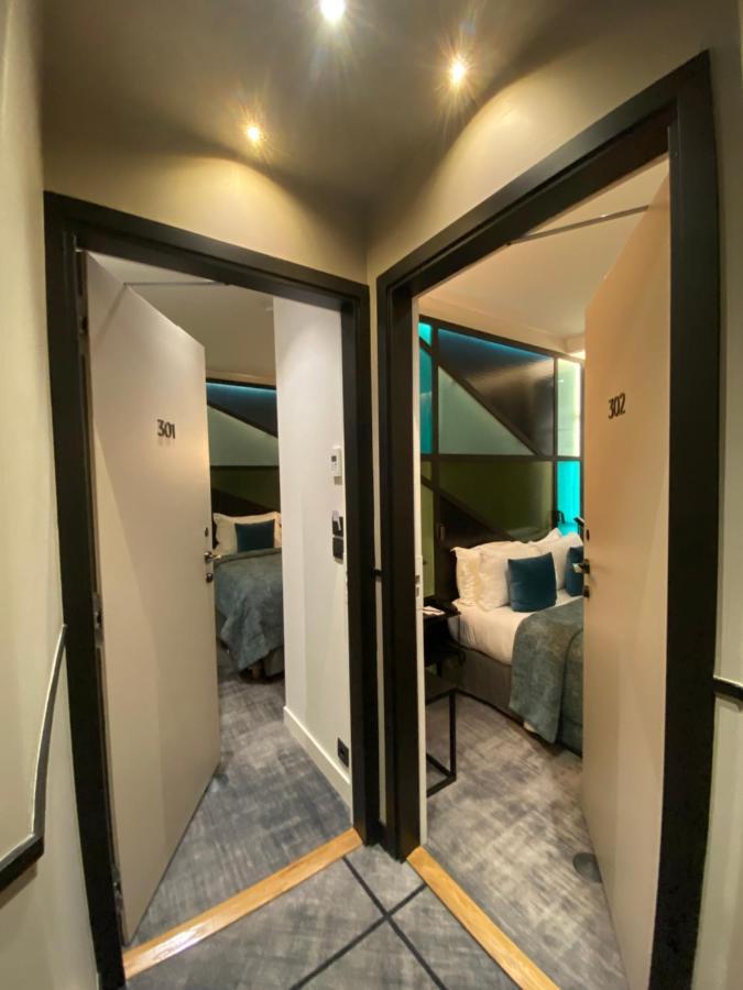 Family Room Shower
