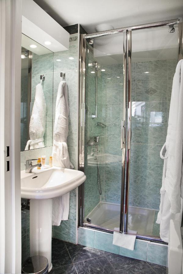 Two-Bedroom Apartment,1603729553:JPEG