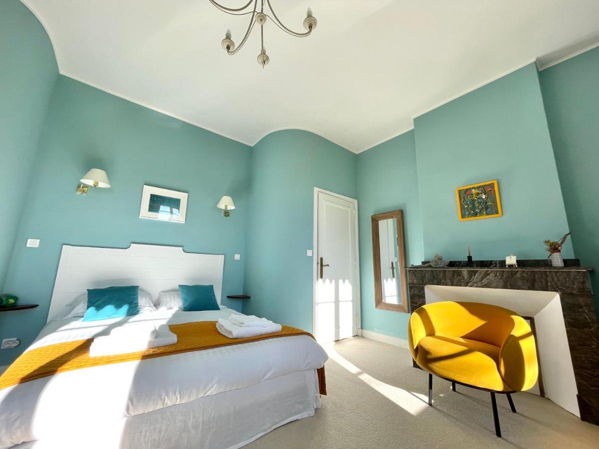Double Room Private Bathroom