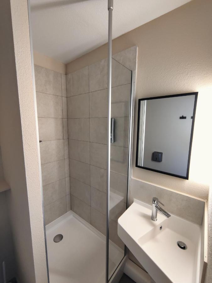 Family Room,1215256972:JPEG