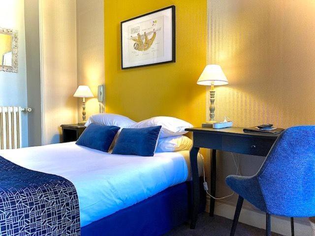 Double Room with Street View,1194795817:JPEG